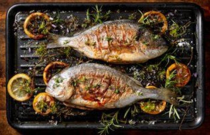 عشاق الأسماك أكثر عرضة للإصابة بسرطان الجلد.. دراسة تكشف