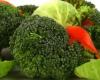 للأشخاص الذين يعانون من نقص فيتامين ك.. أطعمة مهمة أبرزها الخضراوات